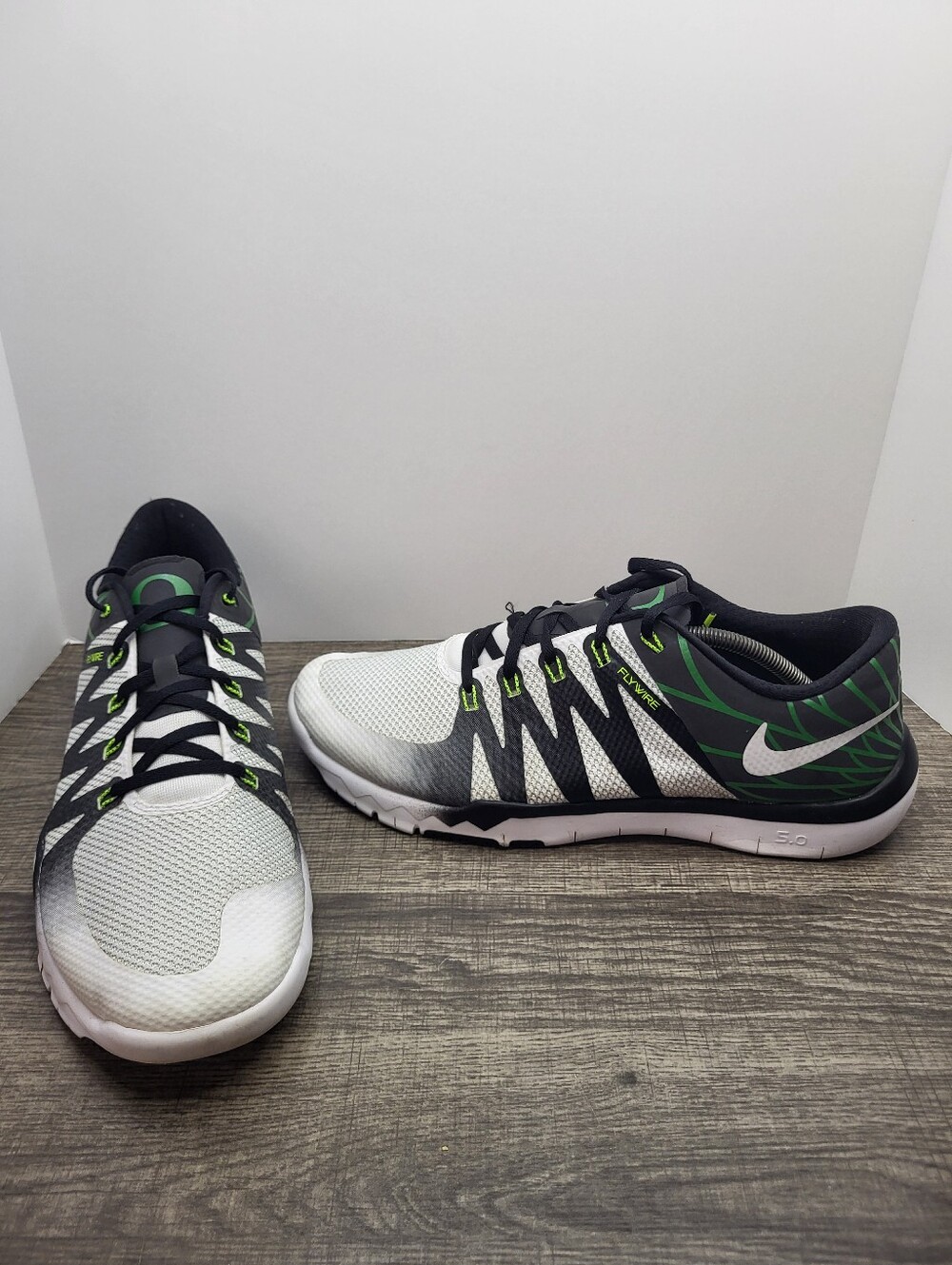 Nike Free Trainer 5.0 V6 Oregon Ducks White Green Shoes Sneakers Men's 13